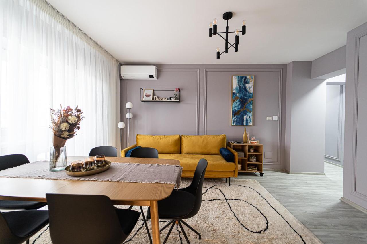 Delux Suite Bacău Exterior foto